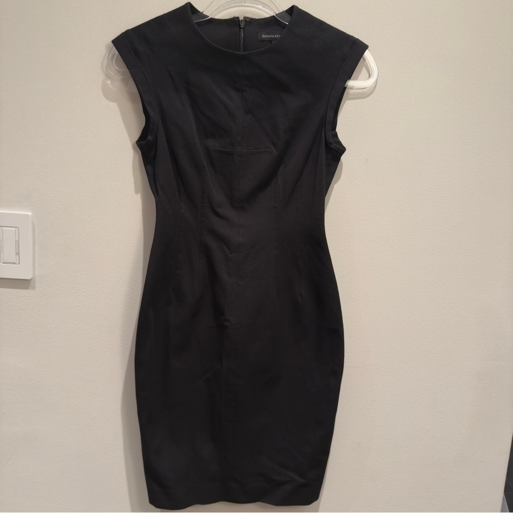 Banana Republic Dress Black Short Sleeve Stretch Below Knee Size 0 Women’s